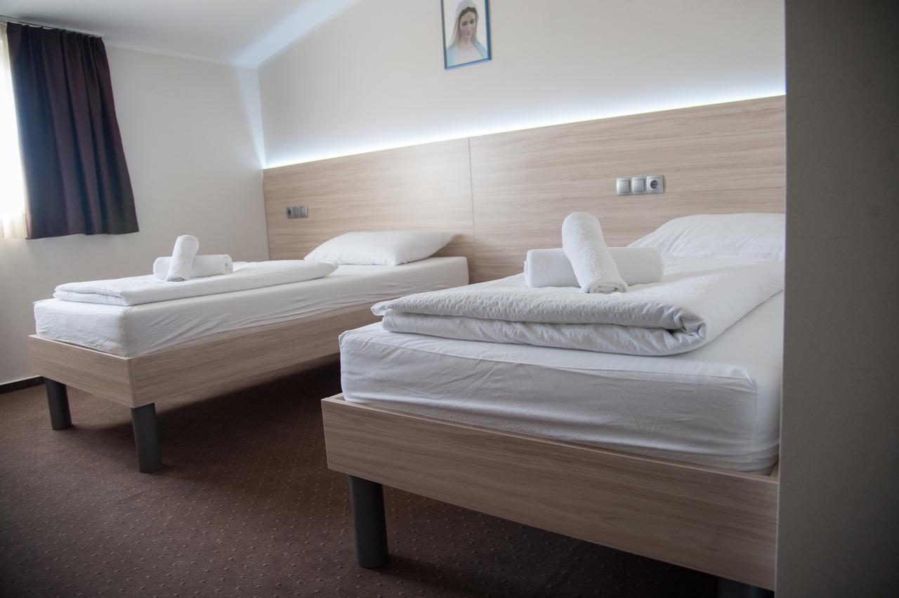 Međugorje Hotel Glorija מראה חיצוני תמונה